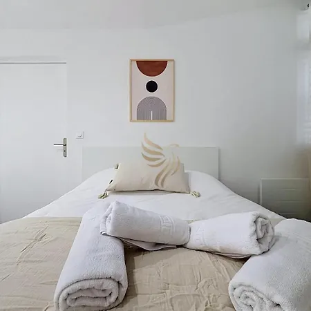 Apartment L'instant Nadir 5p 2 Pas Port Garage Wifi Frejus